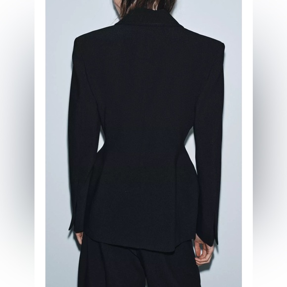 ZARA VIRAL TOPSTITCHED FITTED BLAZER ZW COLLECTION - Picture 4 of 14